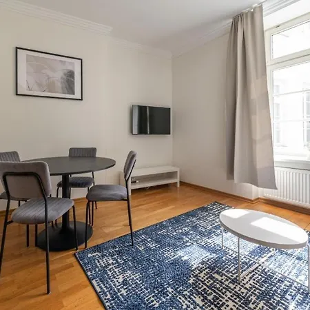 Old Town Residence * Tallinn