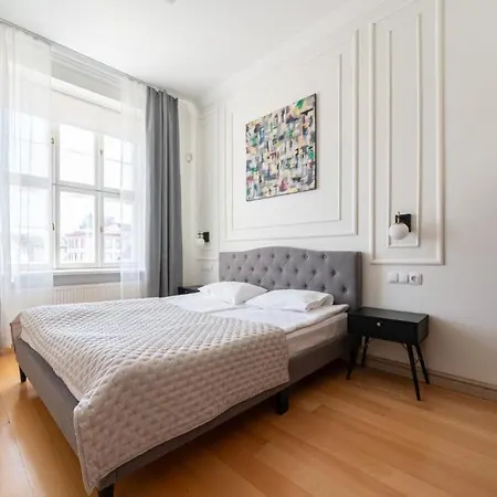 Daire Old Town Residence