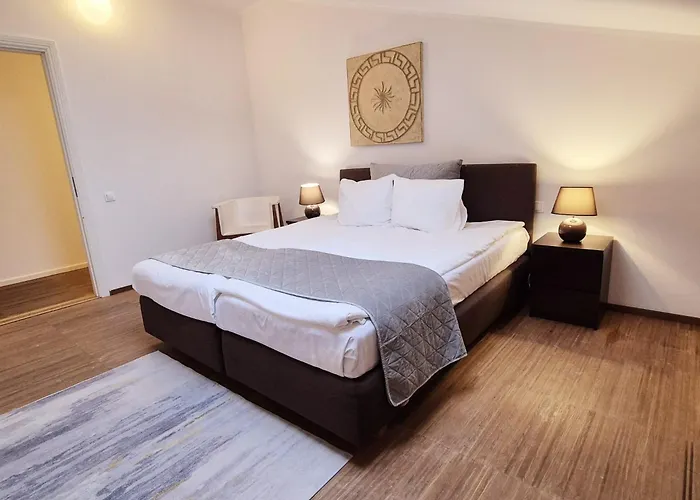 Old Town 아파트 *