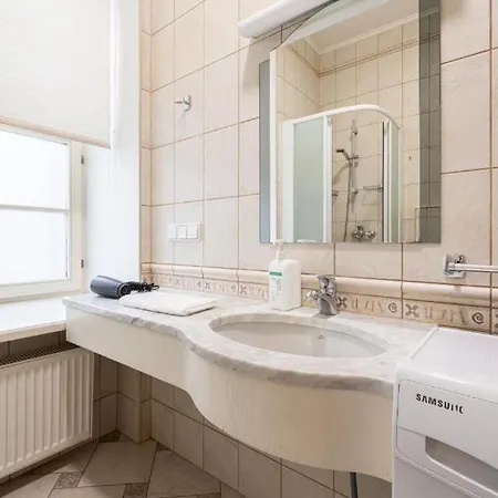 شقة Old Town Residence