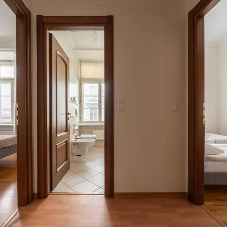 Old Town Residence Apartmán *